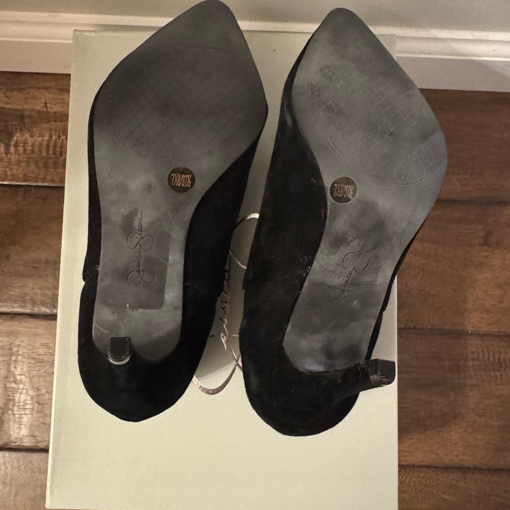 Jessica Simpson Black Heeled Ankle Boots - Picture 5 of 5
